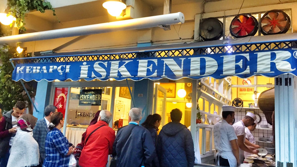 Bursa İskenderi Neden Meşhur ? En İyi İskender Nerde Yenir?